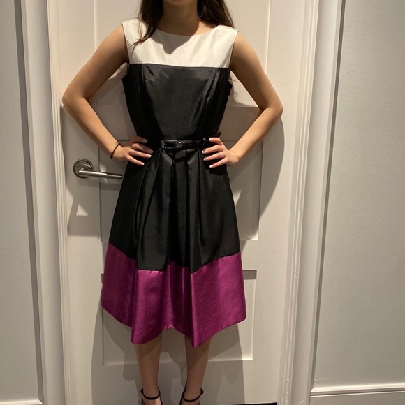 Elegance - Picture 2 of 3